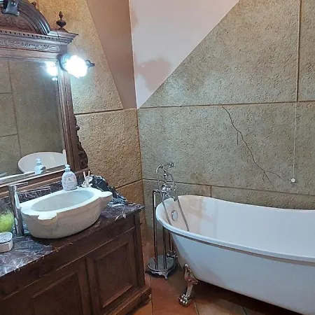 Agriturismo Dinoabbo Apt * Lucinasco