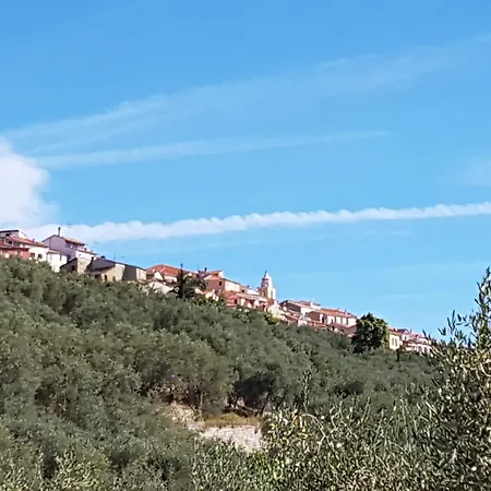 Agriturismo Dinoabbo Ulivi * Lucinasco